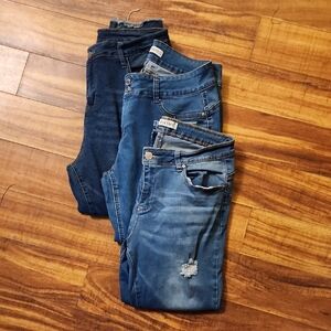LOT of Blue Skinny Jeans with Distressed Details